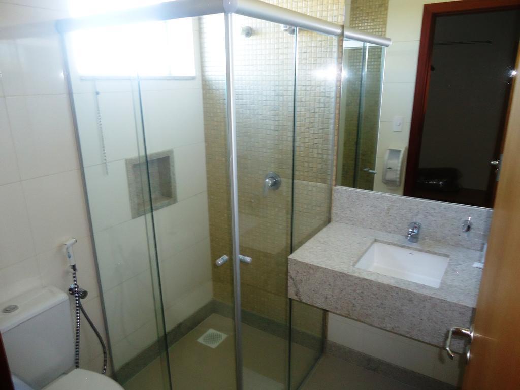 Guines Palace Hotel Patrocínio Zimmer foto